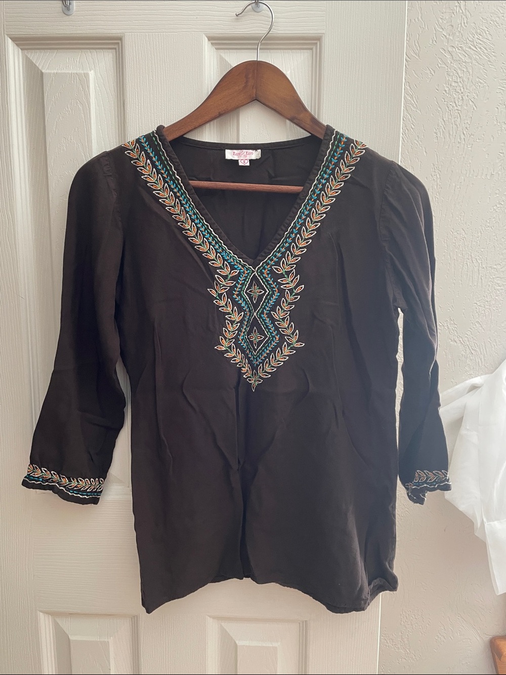 Brown Embroidered QuarterSleeve Blouse